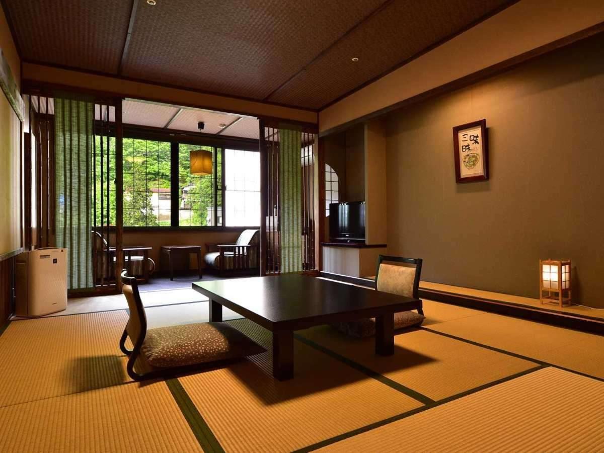 Hotel Kutsurogijyuku Shintaki Aizuwakamatsu Esterno foto