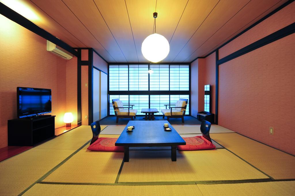 Hotel Kutsurogijyuku Shintaki Aizuwakamatsu Esterno foto